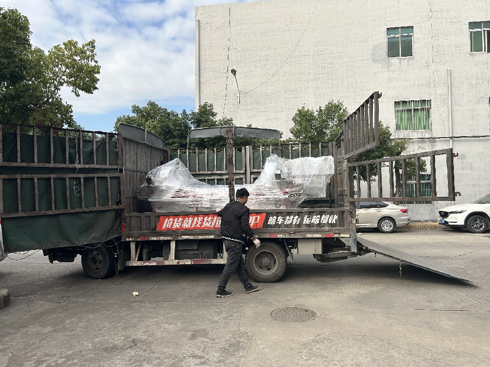 How to maintain the CNC drilling and tapping machine when the temperature drops?